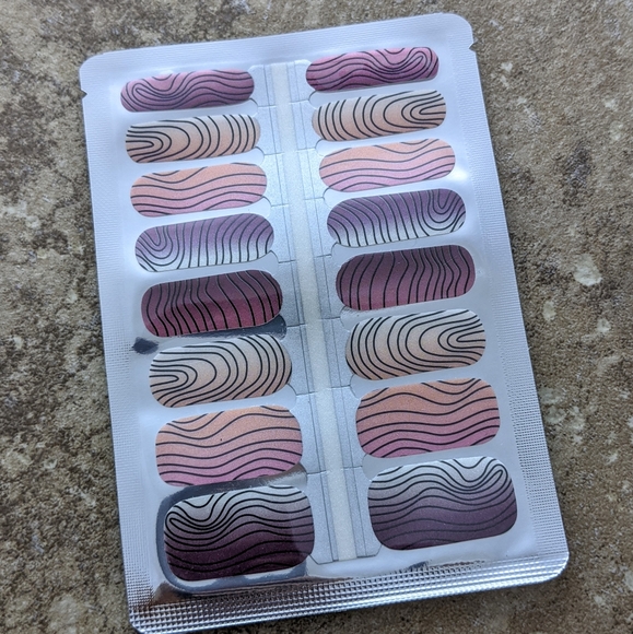 5 for $15 Nail Wrap - Earth's Crust - Picture 3 of 5